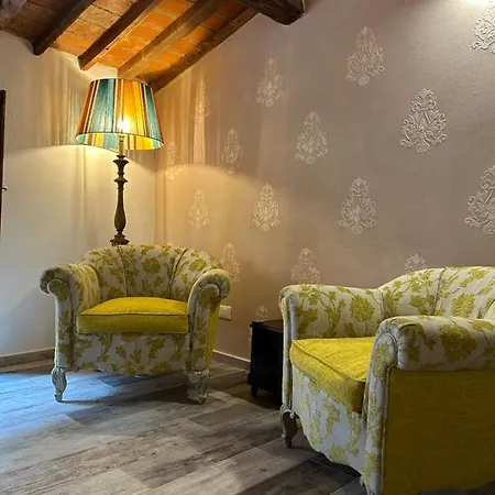 Olioealloro Nel Borgo Bed & Breakfast *